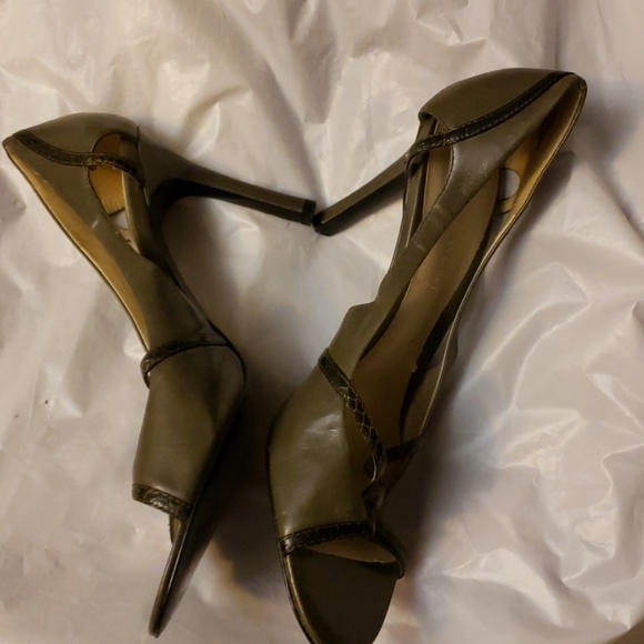 Nine West Leather Upper High Heel Shoes Size 6.5M - Picture 2 of 8